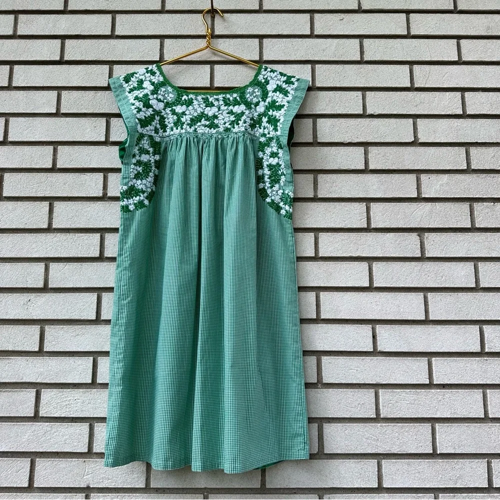 Mi Golondrina Green Gingham Embroidered Mexican Dress M Handmade Cotton Floral - Picture 7 of 7